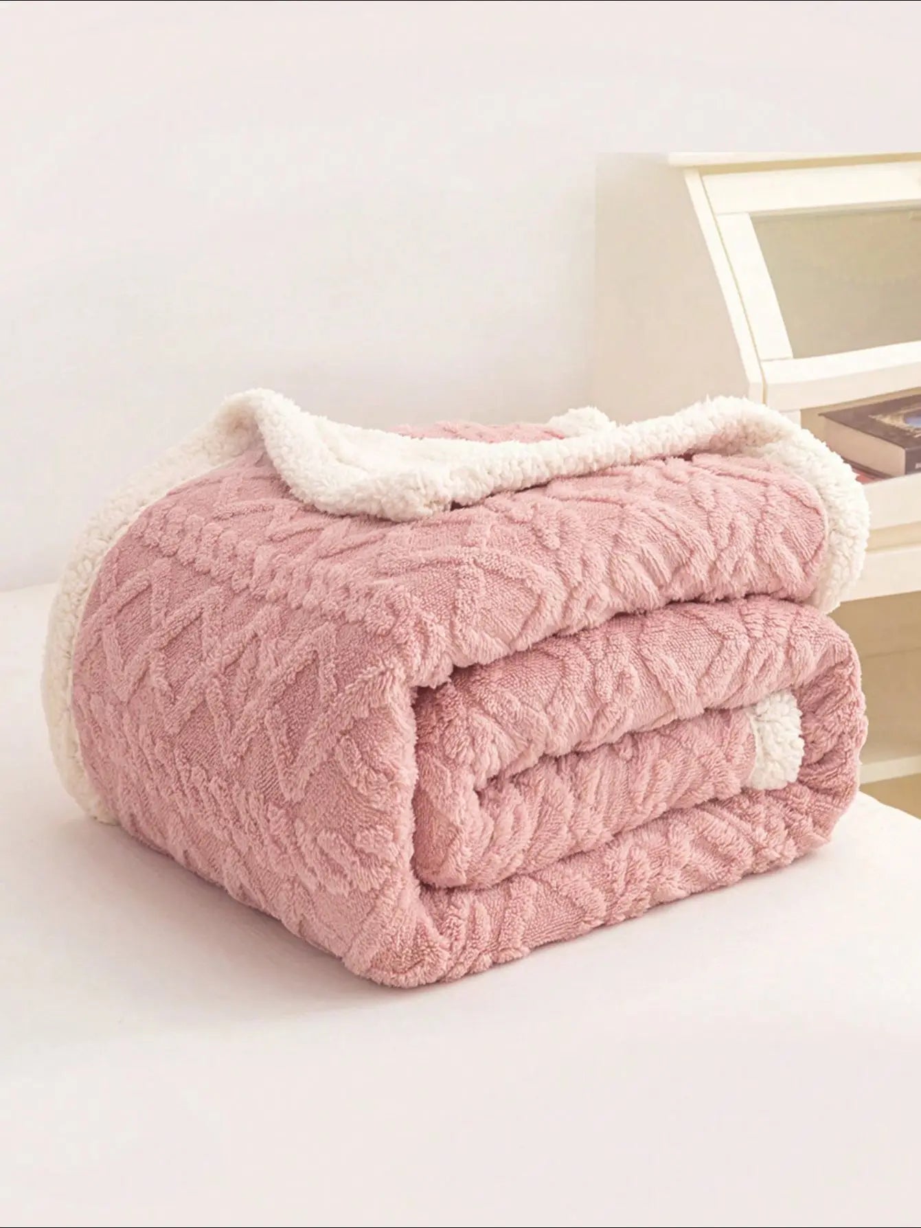 Weighted Soft Faux Rabbit Fur Blanket