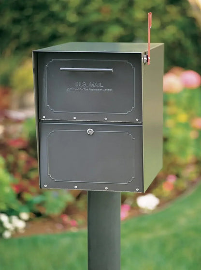 Classic Locking Post Mount Mailbox