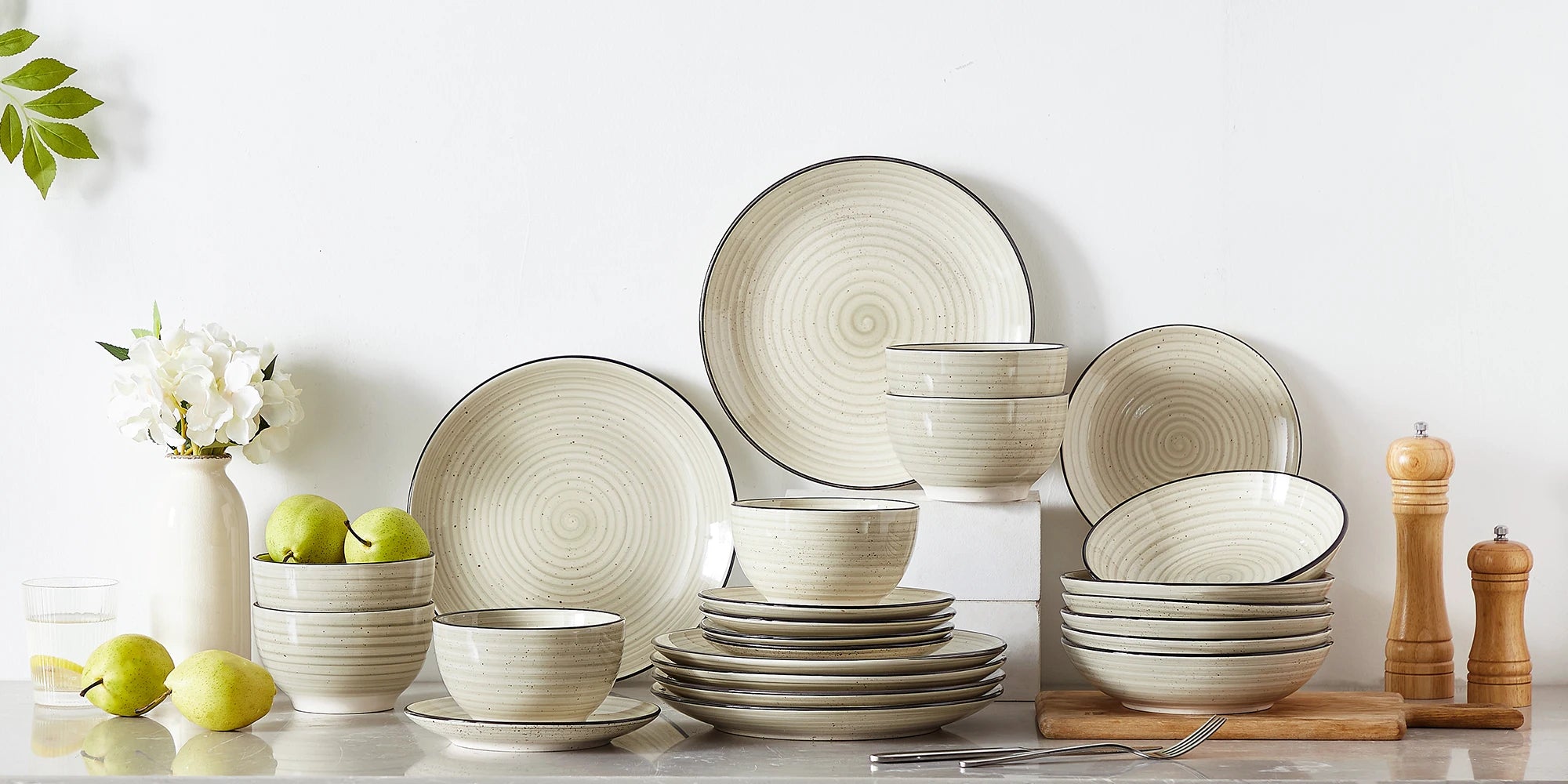24 or 48 Piece Hand-painted Beige Ceramic Dinnerware Sets