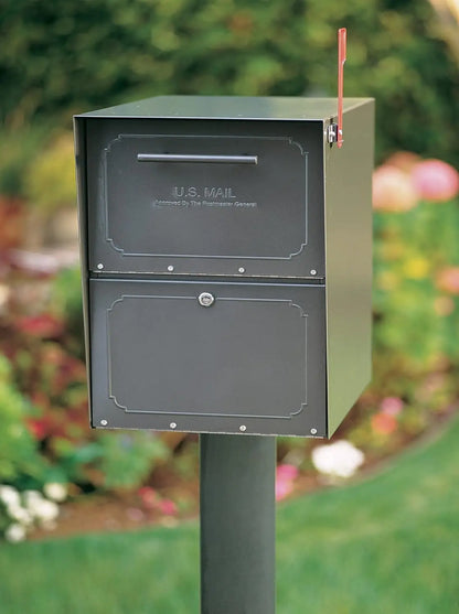 Classic Locking Post Mount Mailbox